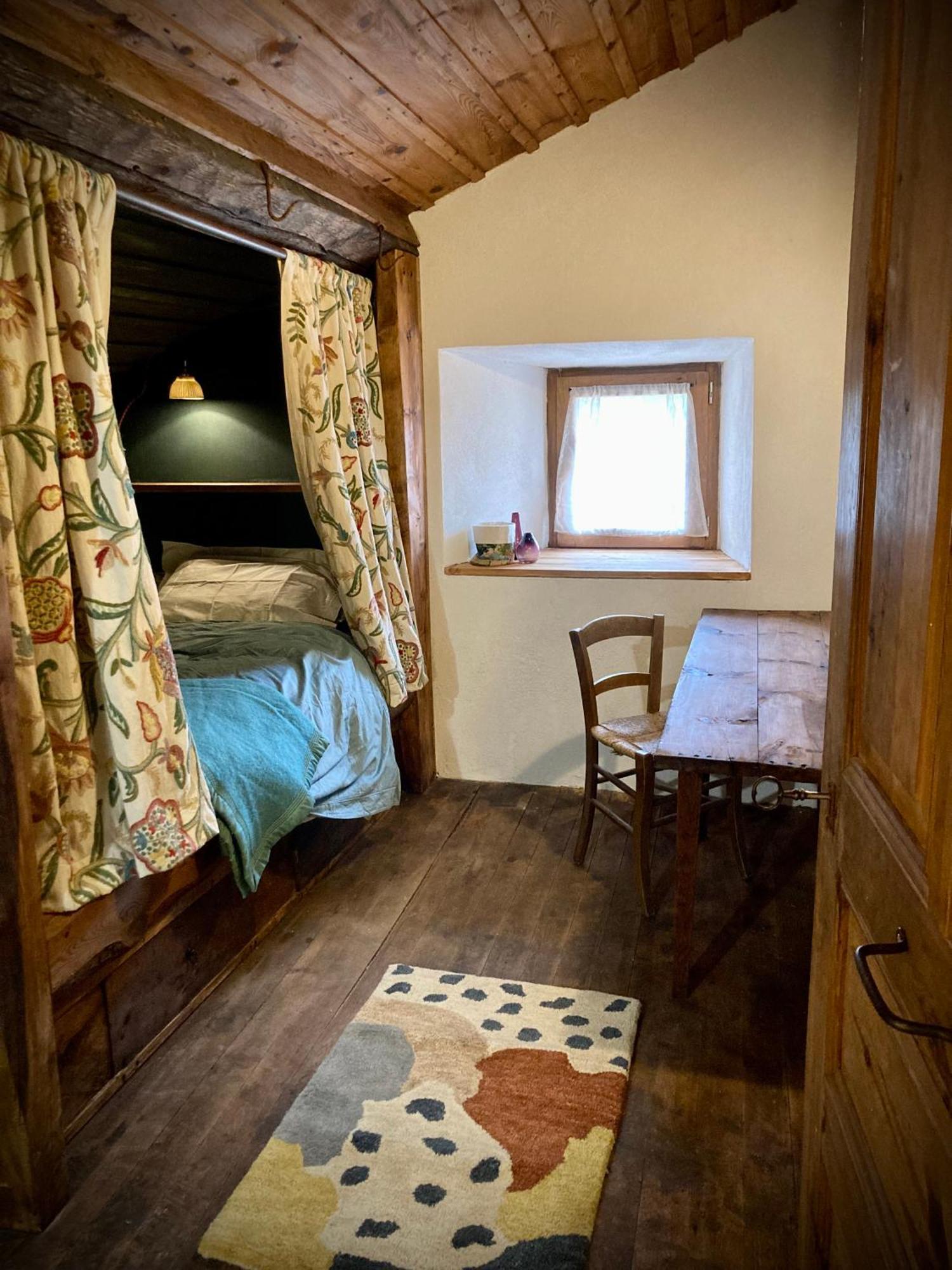 Chambres Et Tables D'Hotes - Les Ateliers De Pontajou - Pelerin Navette Gratuite A Saugues Venteuges Buitenkant foto